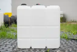 Емкость K 1000л белая в обрешетке New